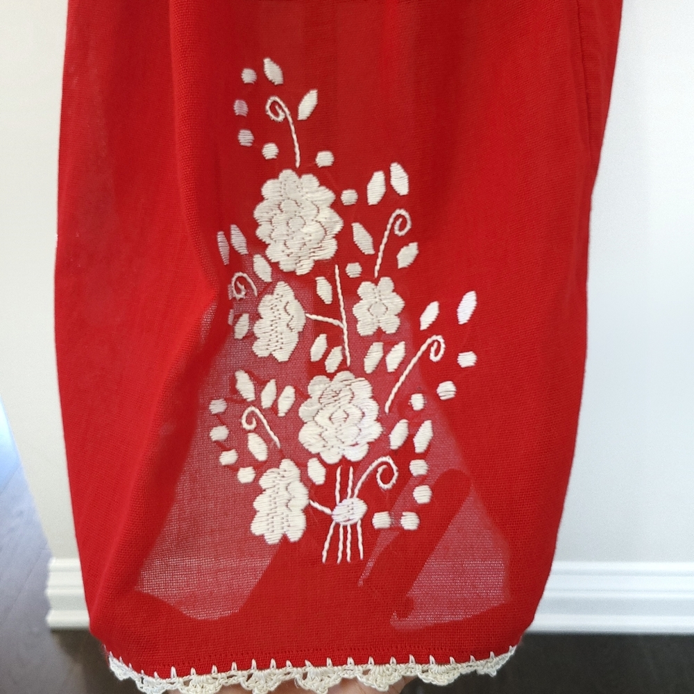 Vintage 1950s Mexican Embroidered Floral Peasant Boho Hippie Skirt Set - Picture 7 of 13